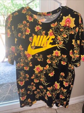 !!RARE!!  Nike Black Tee with Yellow Logo & Pink Floral Accents